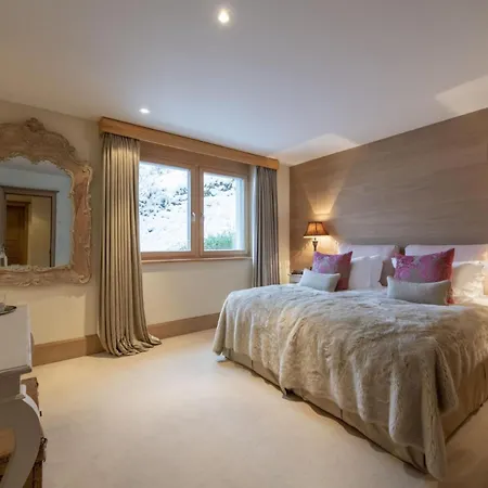 Апартаменты Heights Opulent Escape Amidst Alps Кицбюэль