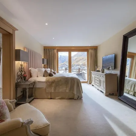 Апартаменты Heights Opulent Escape Amidst Alps *